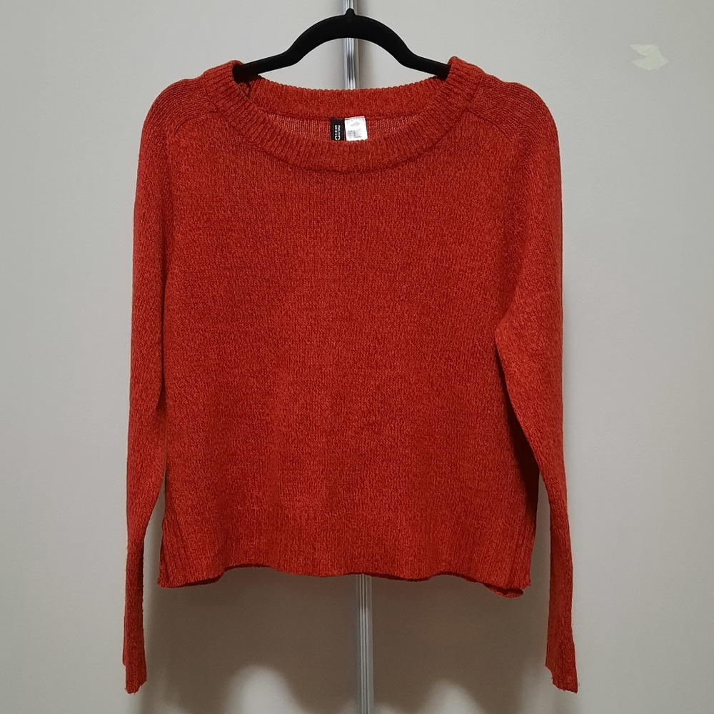 H&M Red crew neck knit sweater